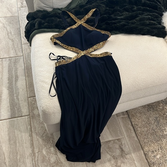 Joanna Chen cutout navy gown - Picture 2 of 8